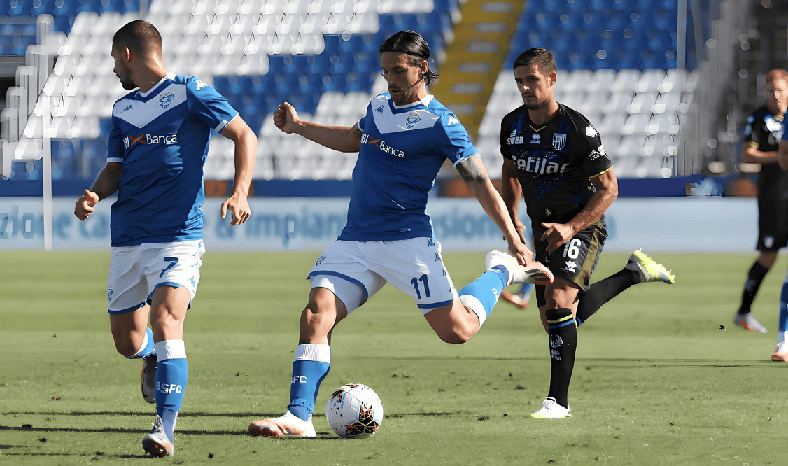 罗马主场胜乌迪内斯，保持联赛领先地位的简单介绍