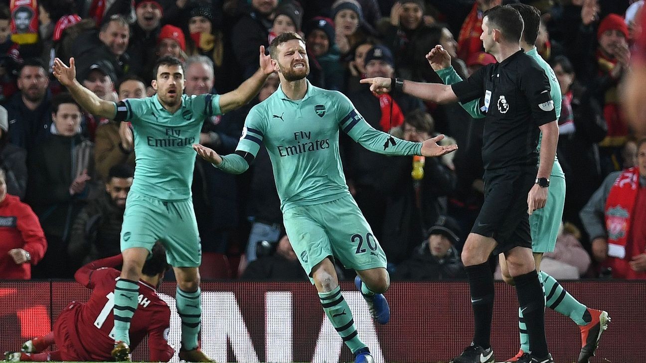 阿仙奴主场落败,球迷呼吁主帅改变